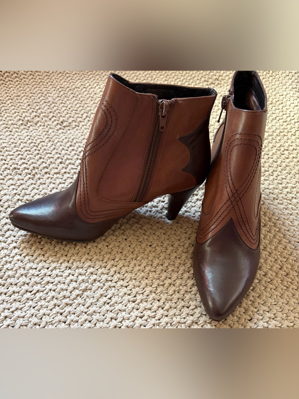 REBA by Justin Ankle Boots Booties Brown Leather Cowgirl Heels NEW Size 6.5